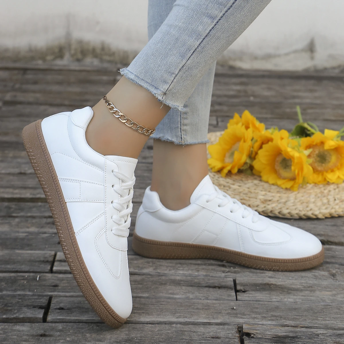 Ladies' casual white sports sh - Sewing Cotton ulasan dan harga